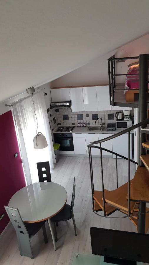 Sia House Apartment พูลา ภายนอก รูปภาพ